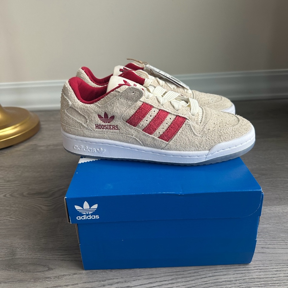 Indiana Hoosiers Adidas Forum Low Shoes, men’s 8 - NWT